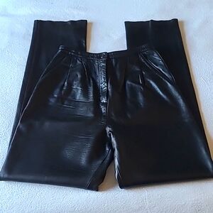 H&H Leather Hi Rise Pants. SZ 8 Black Straight Leg  Full lining Zip Fly Like New